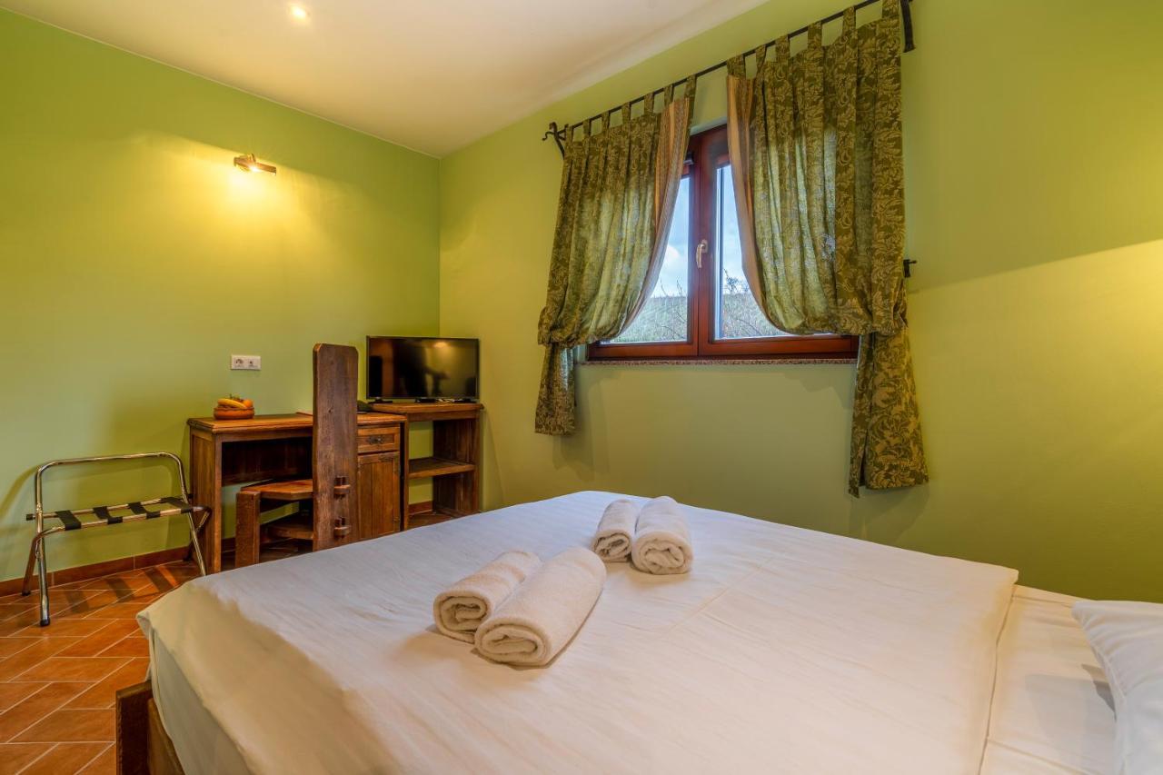 Stupnicki Dvori Winery Hotel Stupnik Brodski Dış mekan fotoğraf