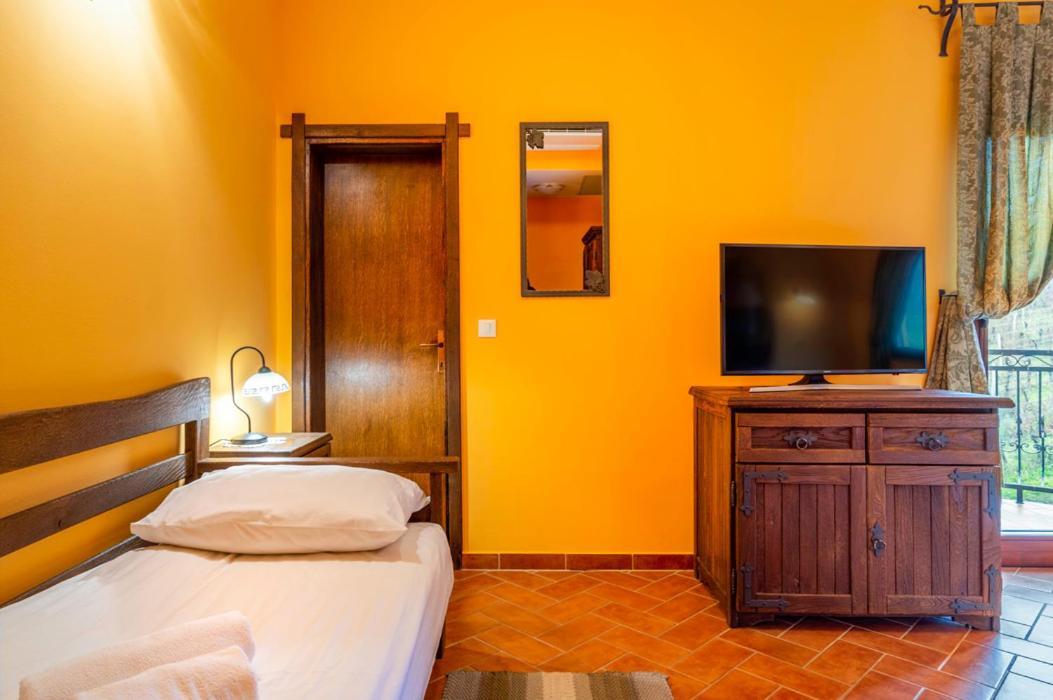 Stupnicki Dvori Winery Hotel Stupnik Brodski Dış mekan fotoğraf