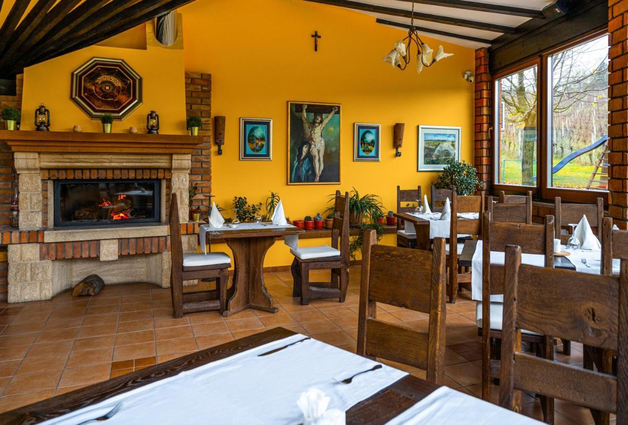 Stupnicki Dvori Winery Hotel Stupnik Brodski Dış mekan fotoğraf