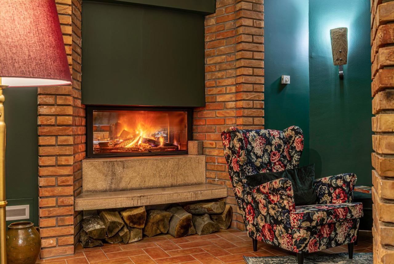 Stupnicki Dvori Winery Hotel Stupnik Brodski Dış mekan fotoğraf