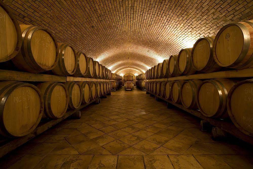 Stupnicki Dvori Winery Hotel Stupnik Brodski Dış mekan fotoğraf